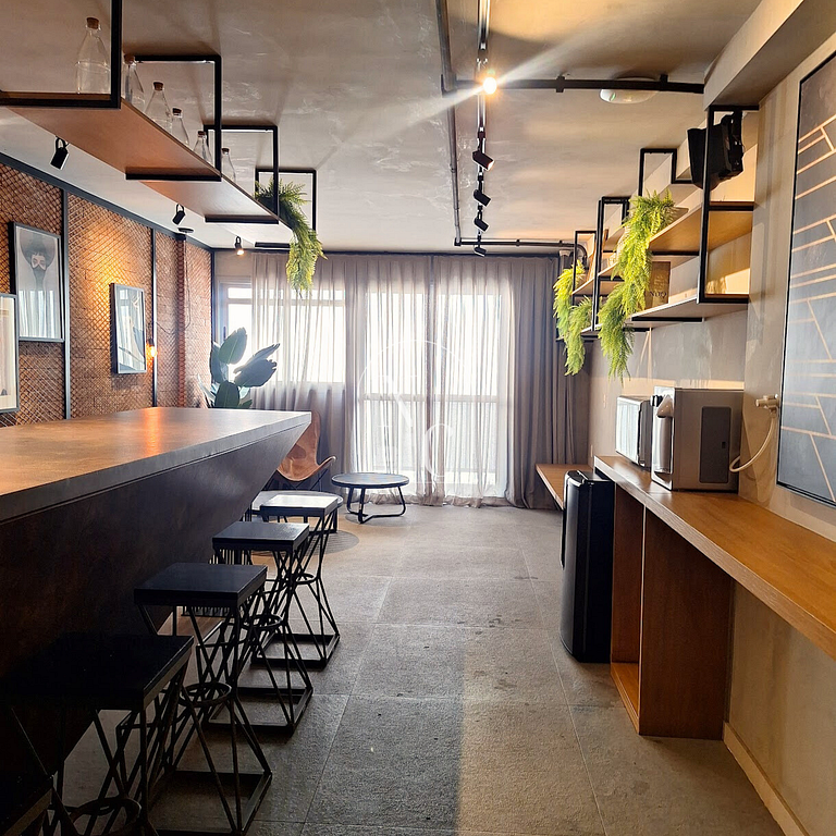 Studio with pool and gym | Airport and Subway st