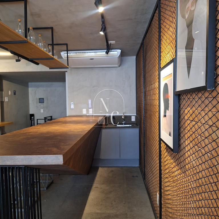 Studio with pool and gym | Airport and Subway st