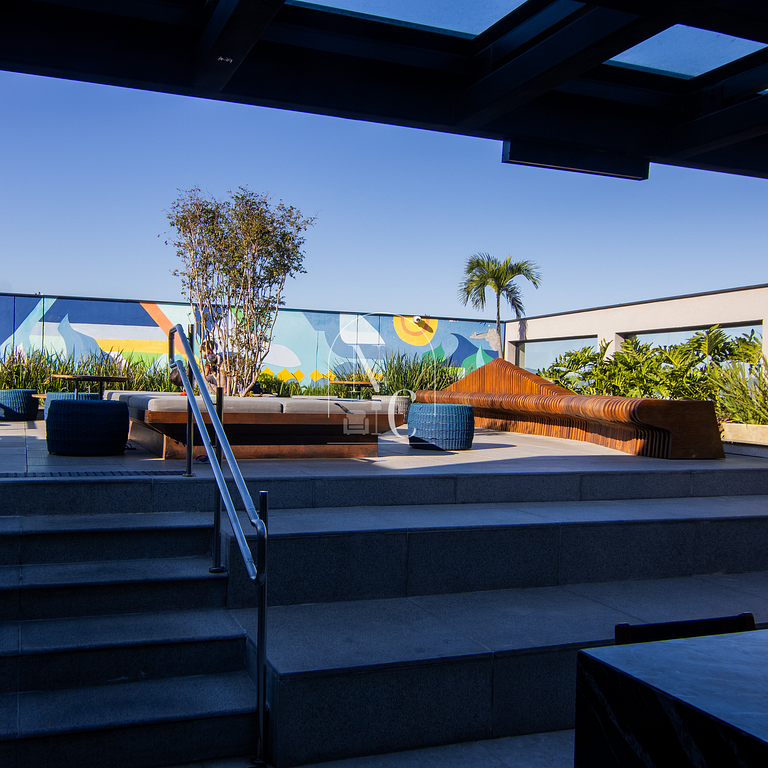 Conforto e Requinte com Piscina Panorâmica