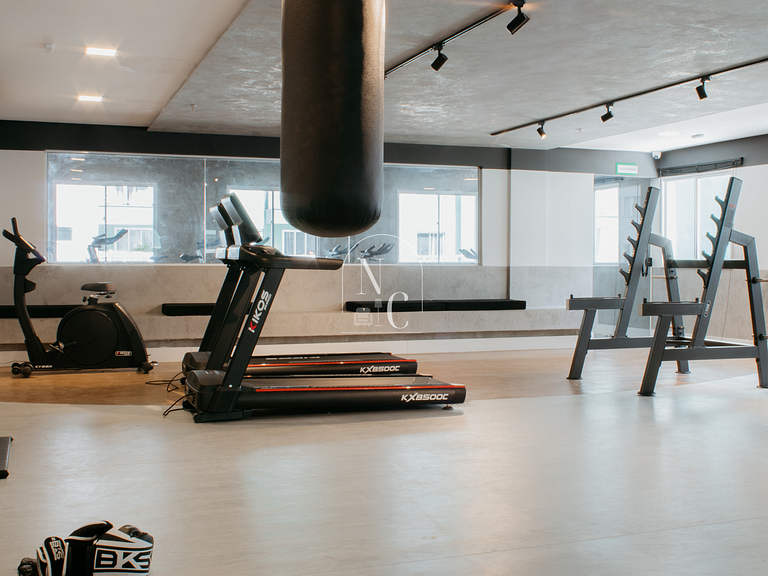 2 BR apartment in Porto - Pool/gym