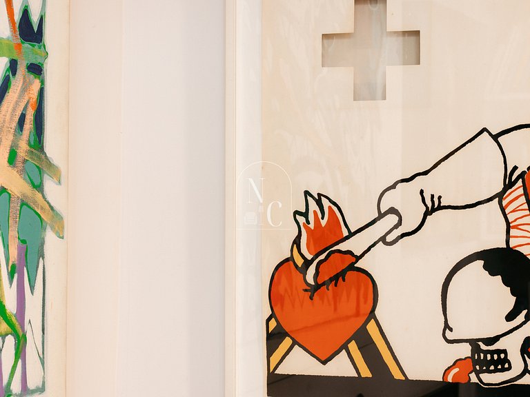 Art Experience Downtown - New and Modern building